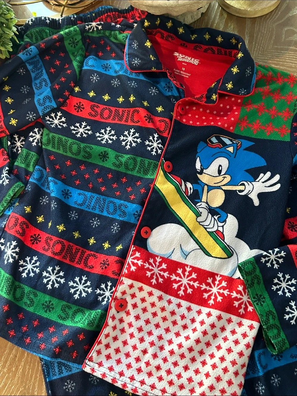 Kids Nintendo Sega Sonic the Hedgehog Winter Holiday Pajama Set